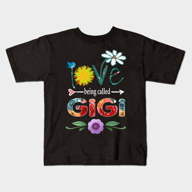 gigi i love being called gigi Kids T-Shirt by Bagshaw Gravity